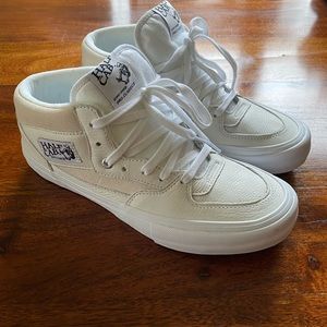 Vans Half Cab. White leather UltraCush.